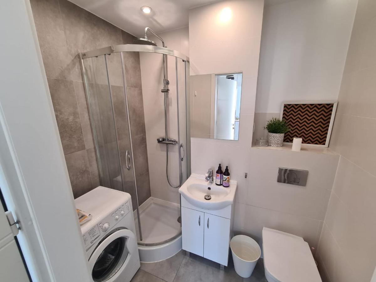 Krolewska Centrum Apartament 4X Варшава Экстерьер фото