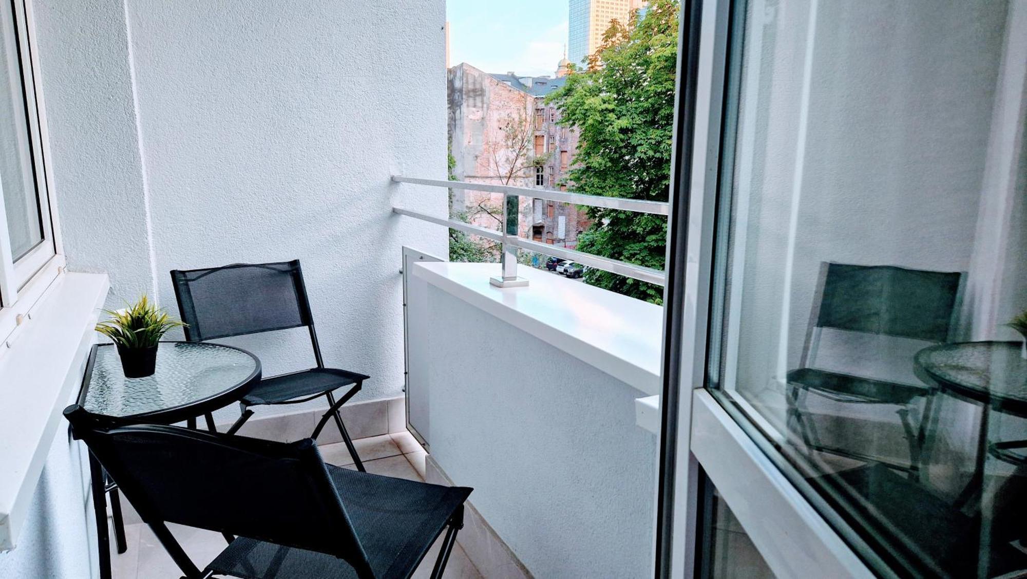 Krolewska Centrum Apartament 4X Варшава Экстерьер фото