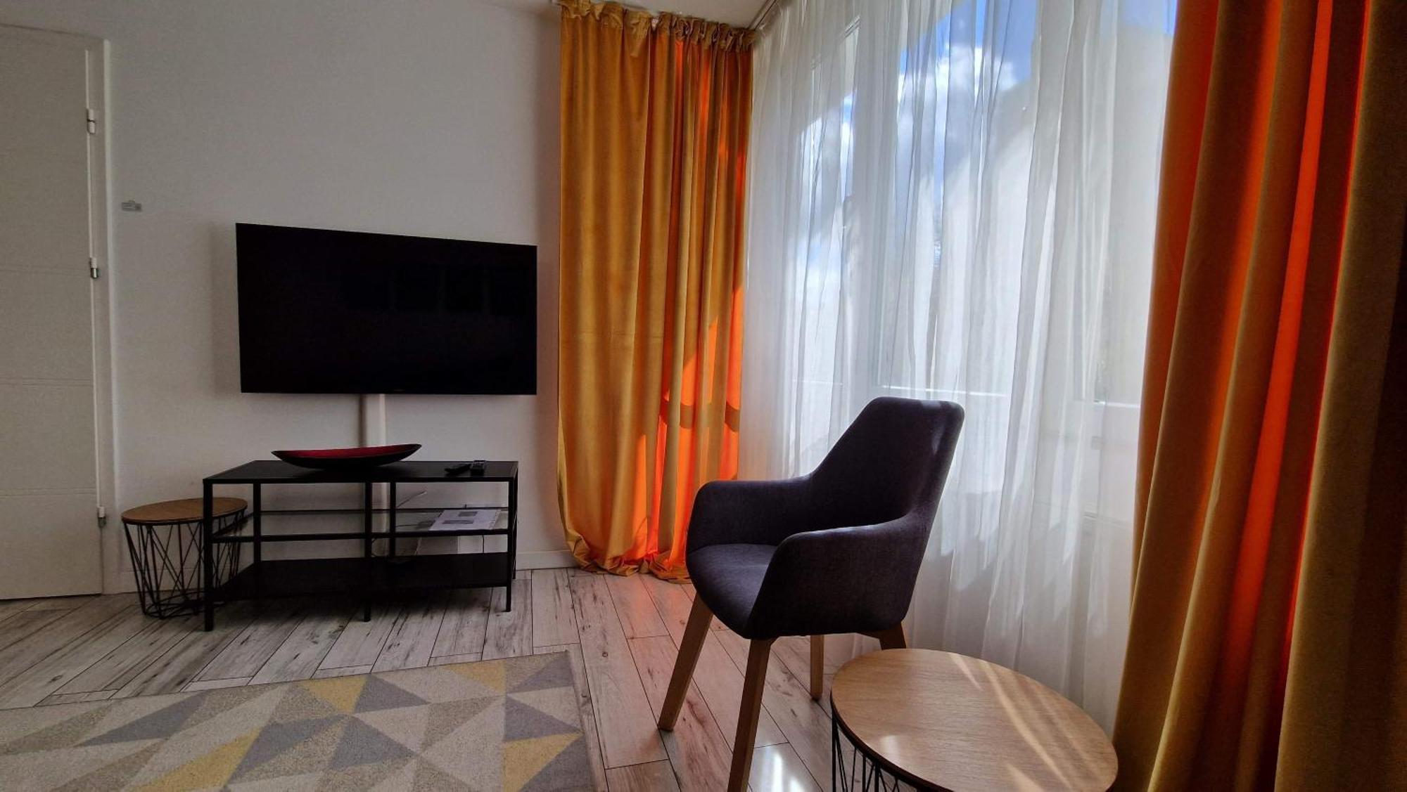 Krolewska Centrum Apartament 4X Варшава Экстерьер фото